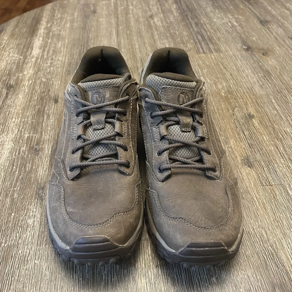 Merrell Boulder J91831 Men's Size 10 Brown Nubuck Leather Hiking Shoes Vibram